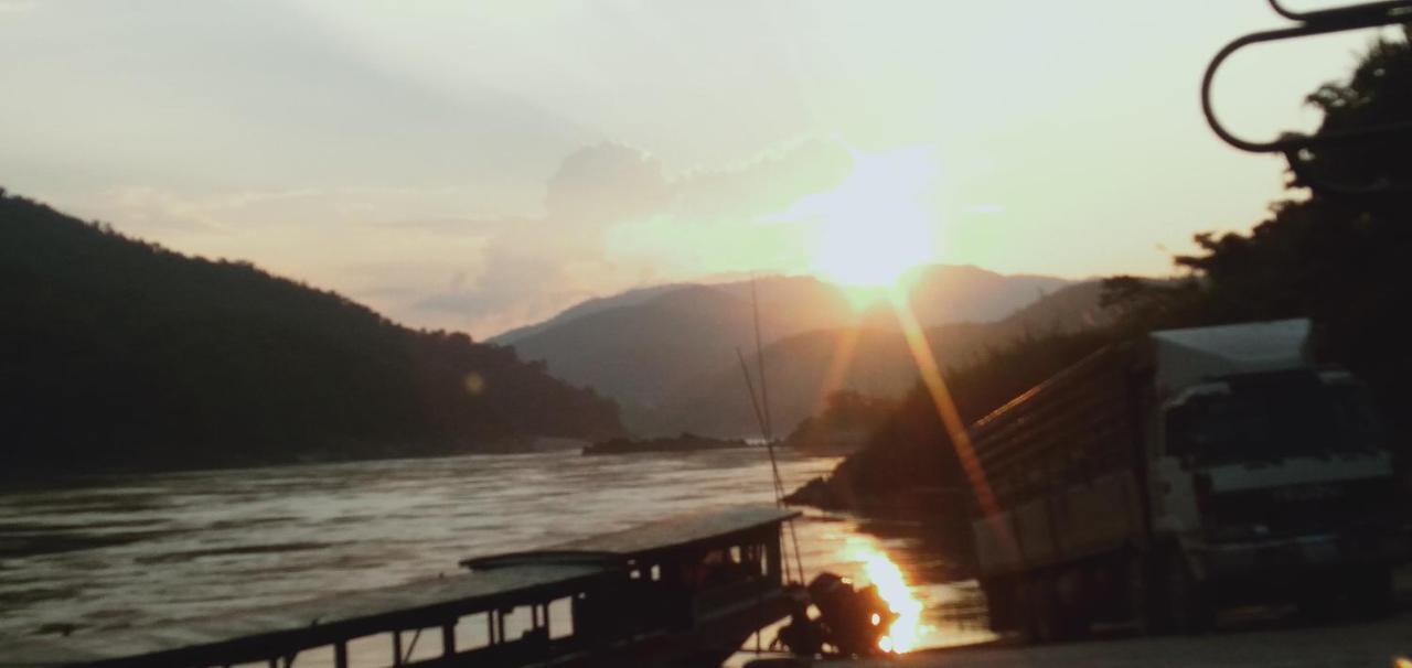 Villa Mekong Guesthouse Muang Pakbèng 외부 사진
